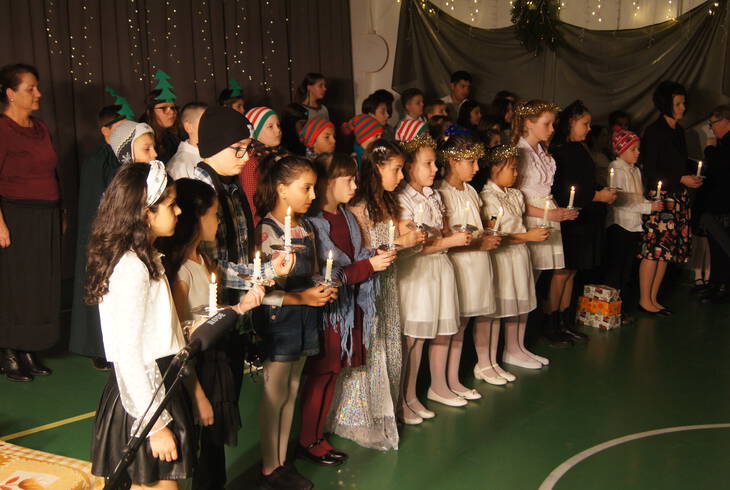 �nnepi kar�csonyi m�sor a Letenyei Andr�ssy Gyula �ltal�nos Iskol�ban